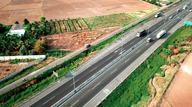 phát triển giao thông